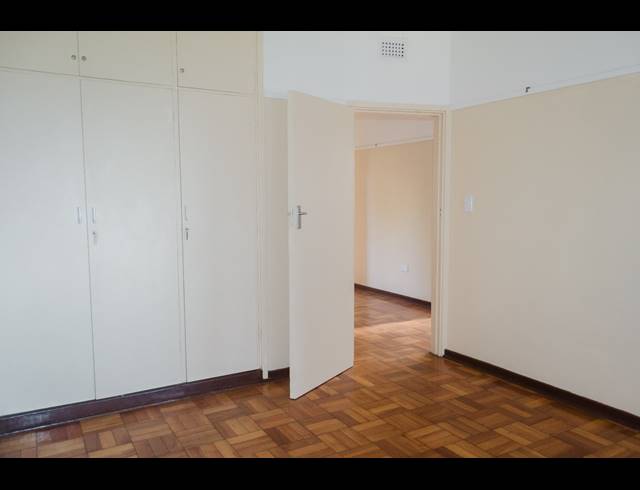 2 BEDROOM APARTMENT FOR SALE IN SCOTTBURGH CENTRAL